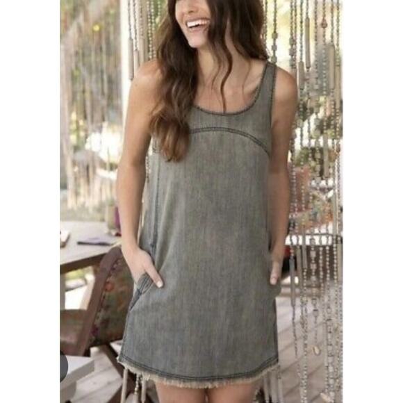 Natural Life JJ Gray Denim Scoop Neck Jumper Tank Mini Dress Size Medium - Picture 1 of 4